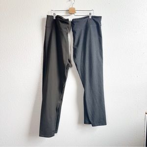 TWO Pairs Fabletics Gray & Green Workout Leggings Women’s Size 3X